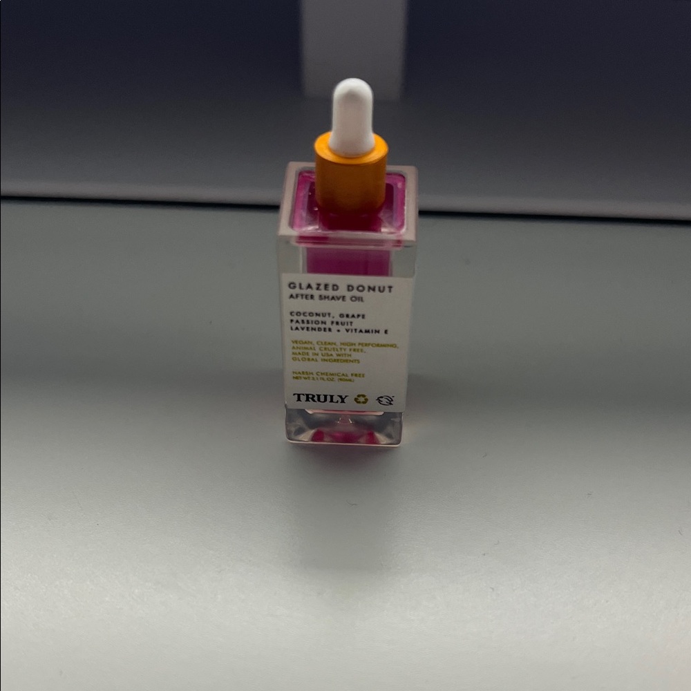 MINI BRAND X ULTA SERIES TRULY Glazed Donut After Shave Oil - Vibrant Pink
